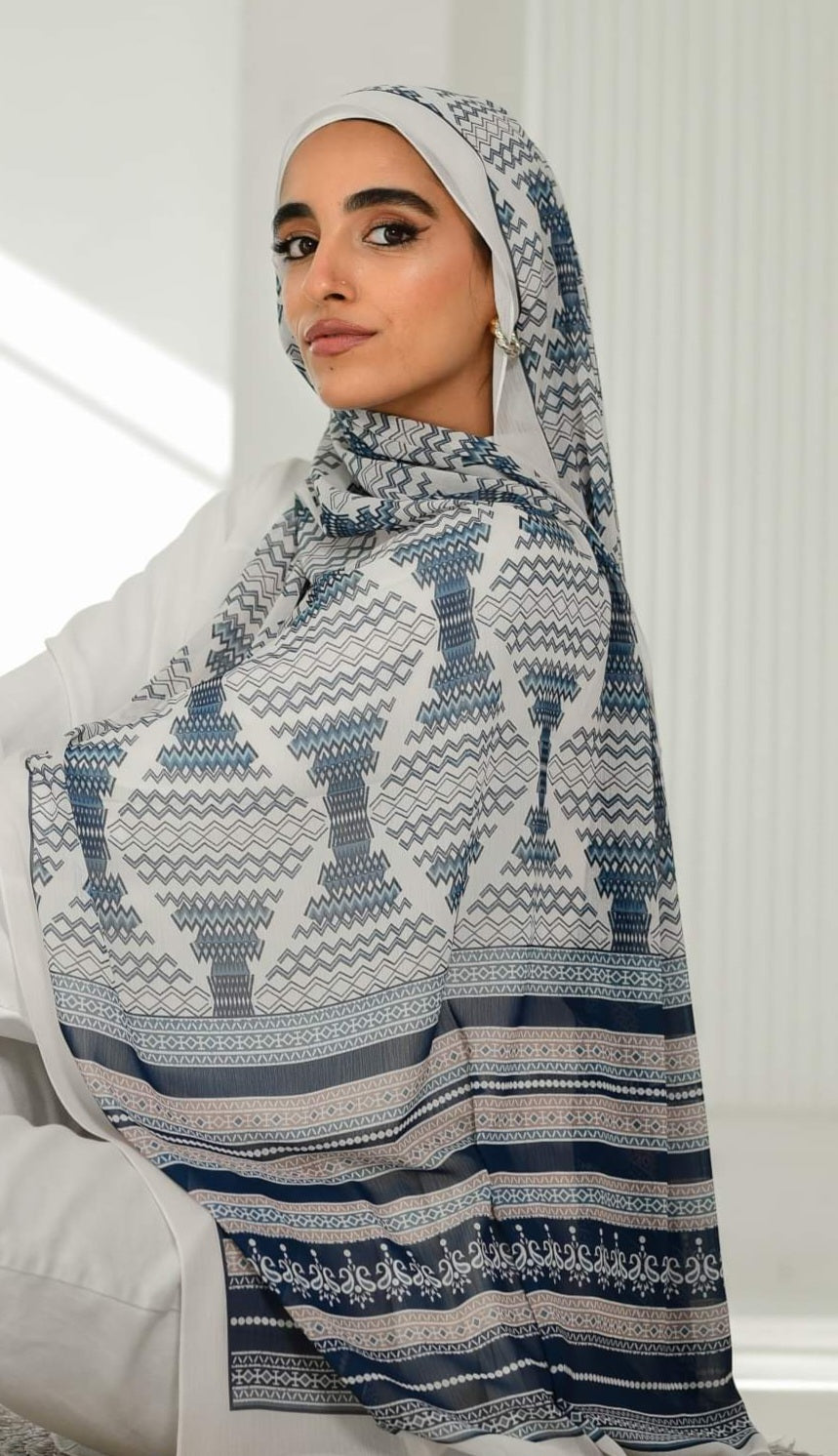 Dubetta scarfs