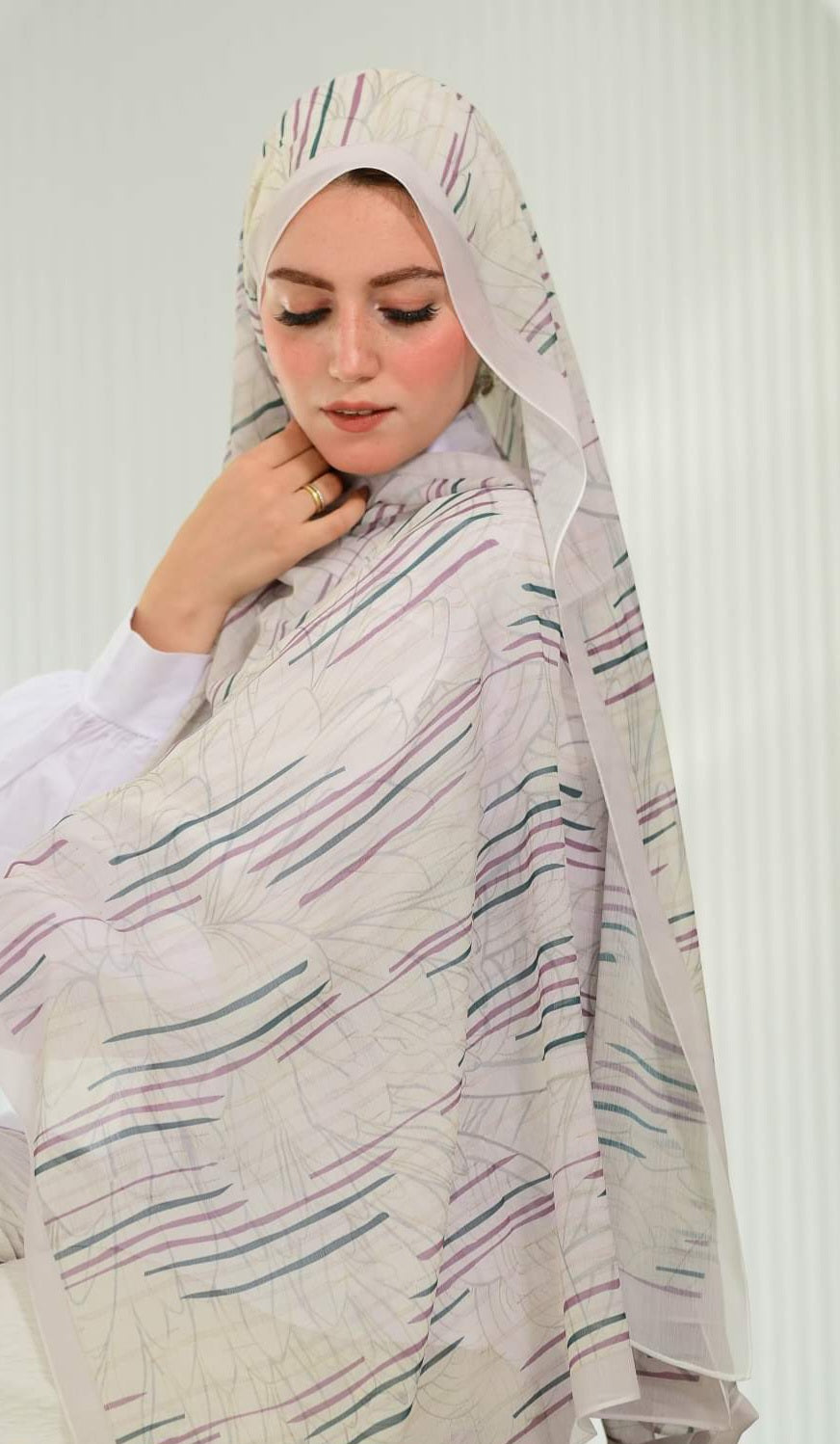 Dubetta scarfs