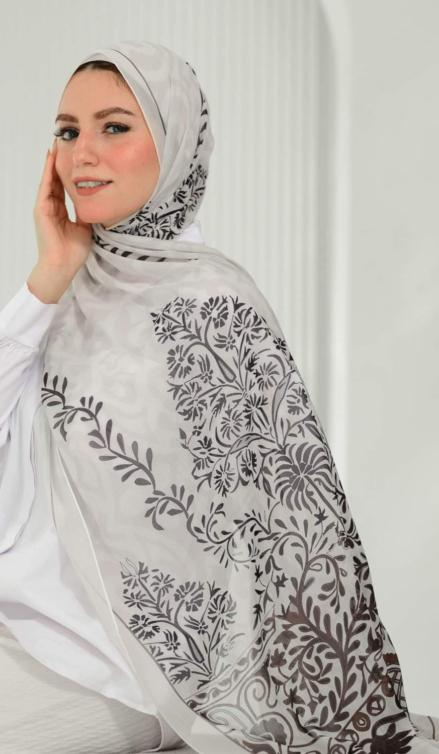 Dubetta scarfs