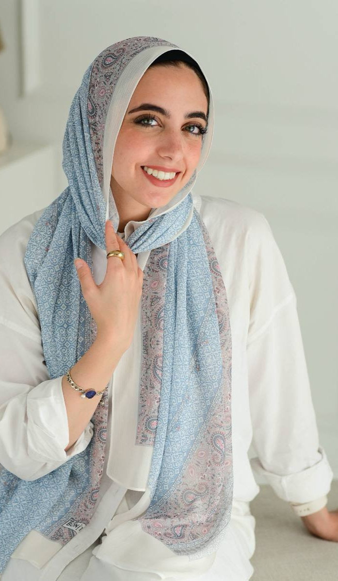 Dubetta scarfs