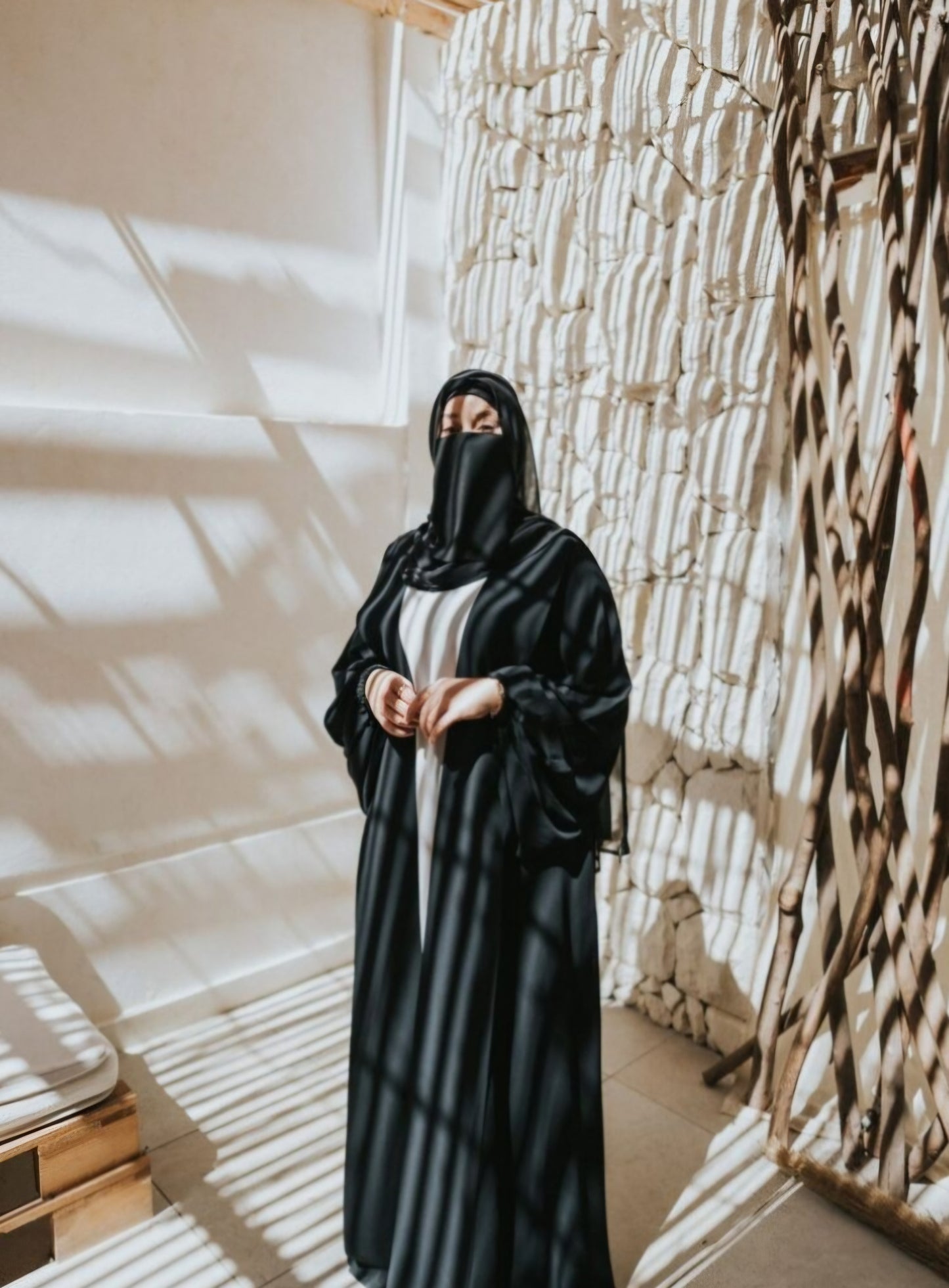 Seamless Layered Abayas