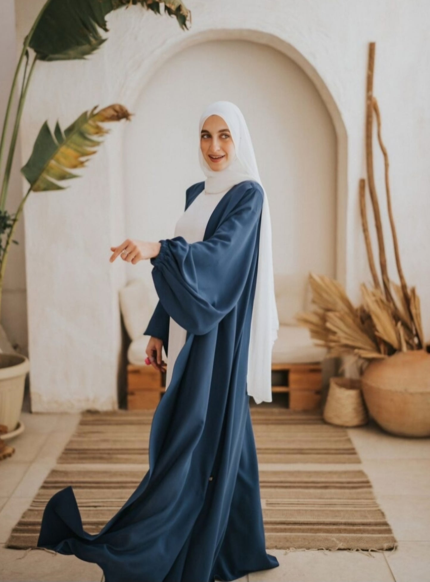 Seamless Layered Abayas
