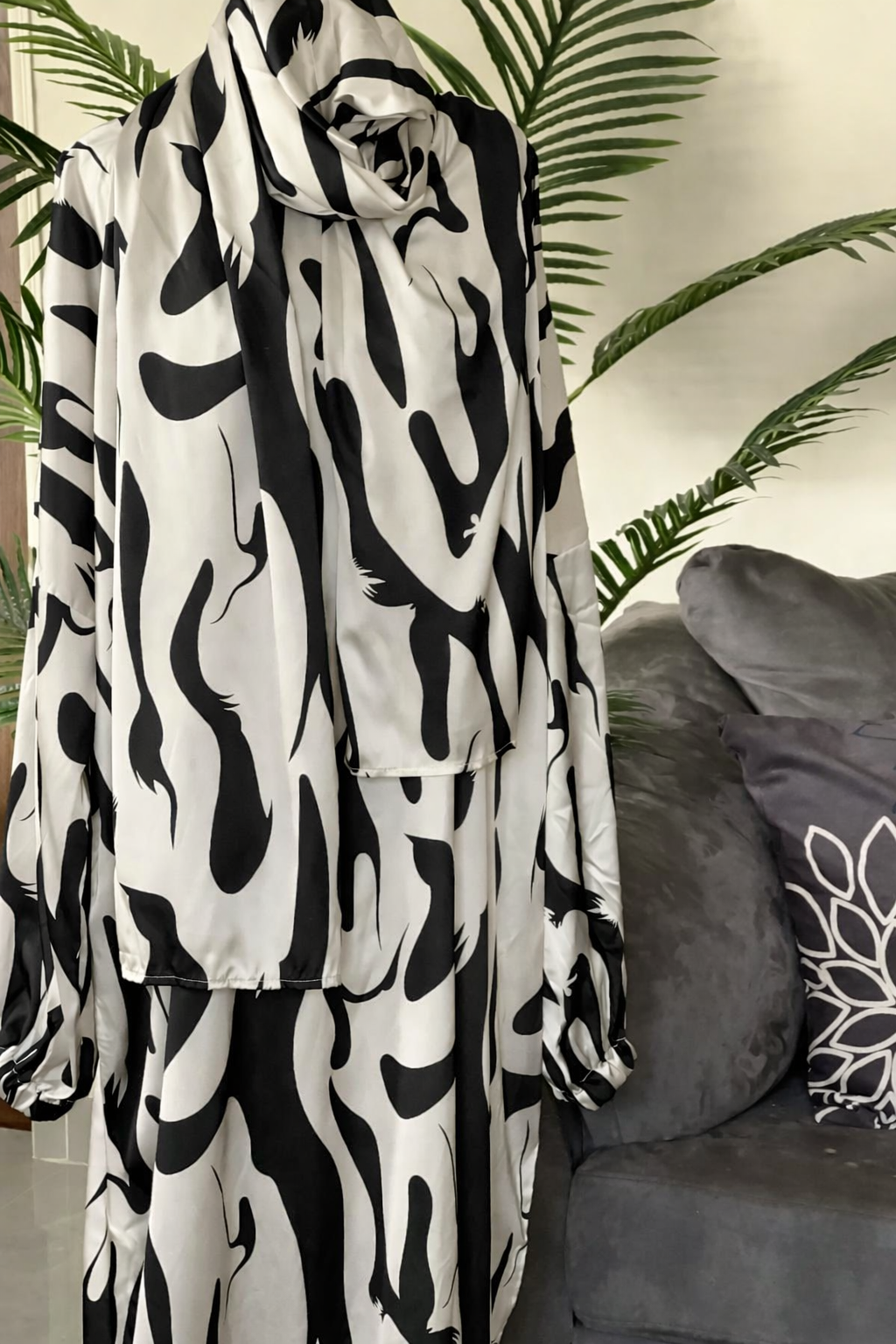 Prayer Dress – Crepe